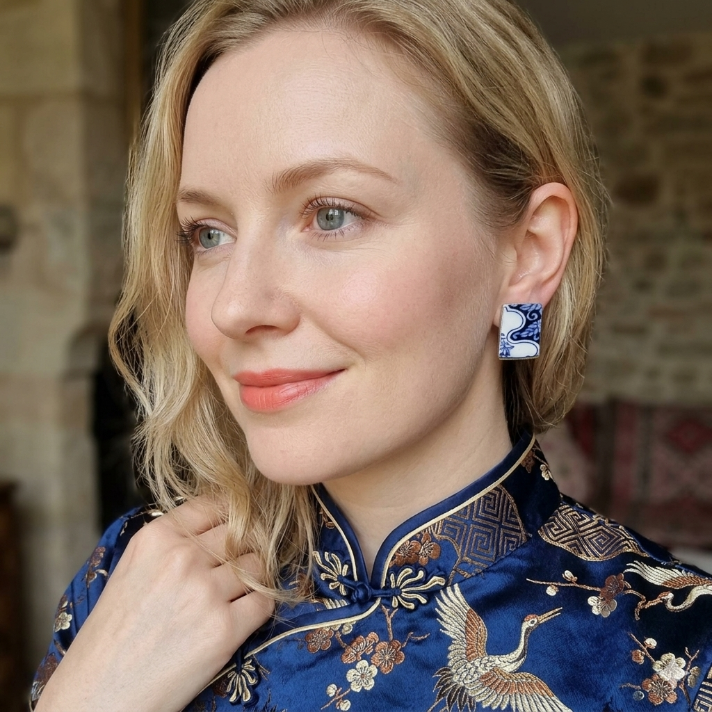 Aros stud, diseño oriental azul floreado