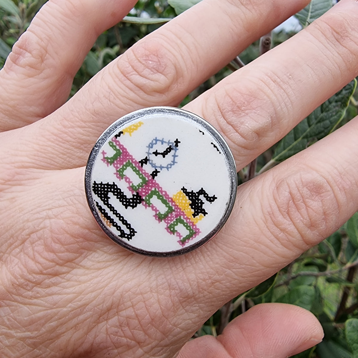 Anillo porcelana punto de cruz