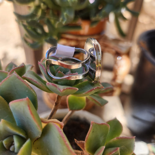 Anillo porcelana inglesa Blue Willow, ilustración edificio oriental.